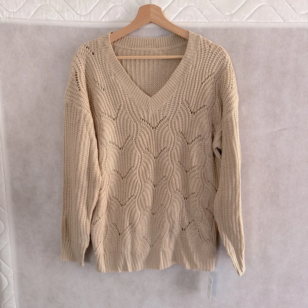 Cupshe V Neck Beige Sweater - Picture 1 of 4
